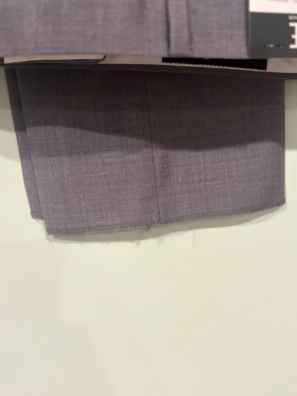Joseph Abboud Grey Men's Two-Button Suit - Picture 11 of 11